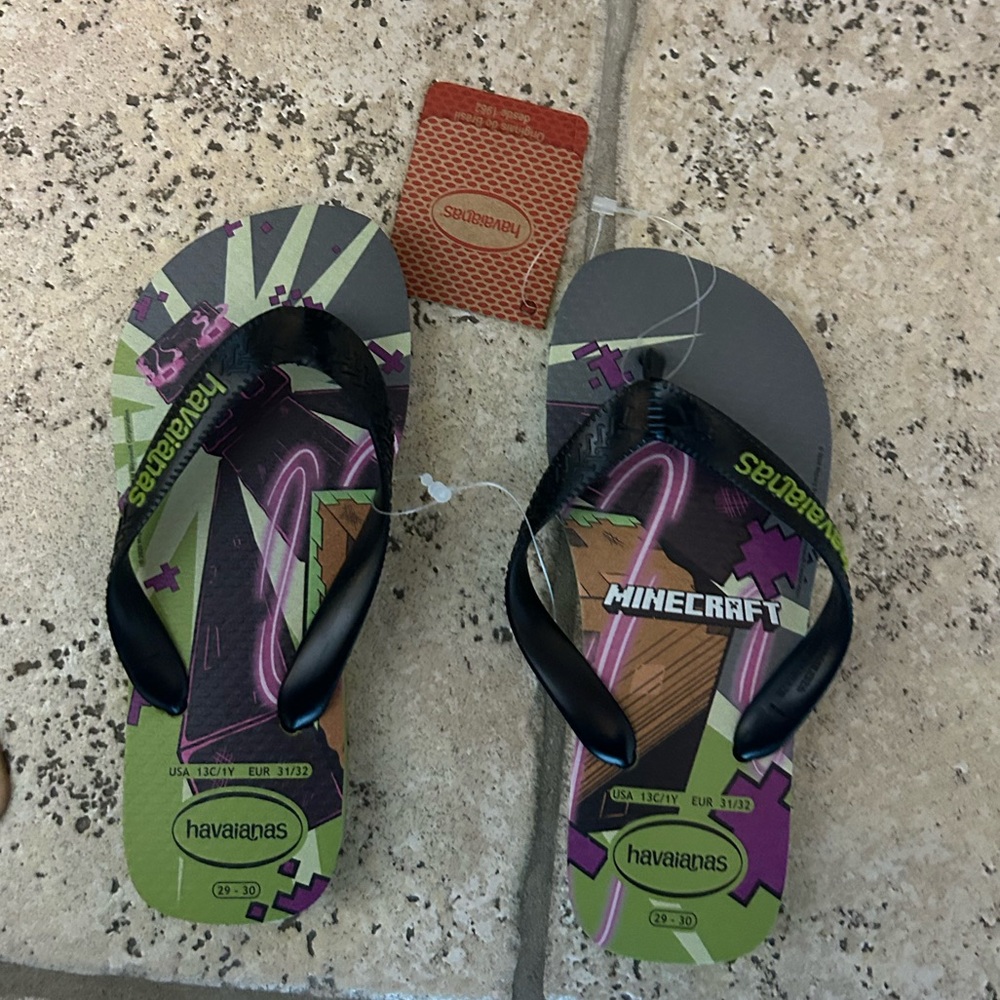 Havaianas Kids Top Minecraft Flip Flops Size USA 1Y NWT